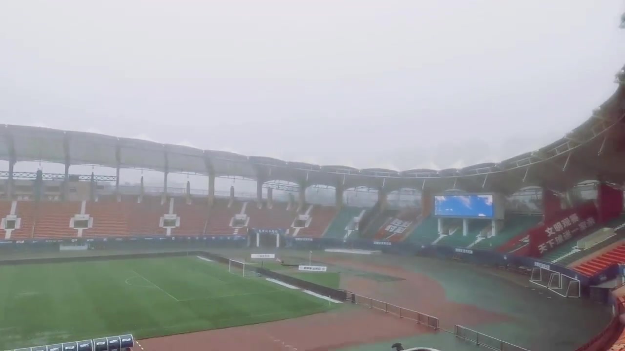 郑州天降暴雨，河南队将雨战上海海港了吗！？